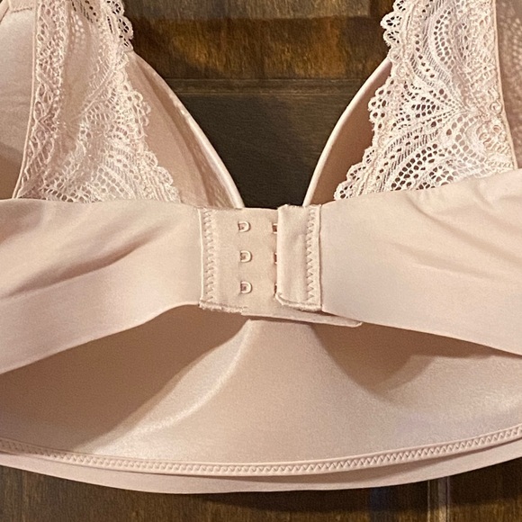 Soma Embliss Luxe Lace Back Wireless Bra 38DD - Picture 7 of 10